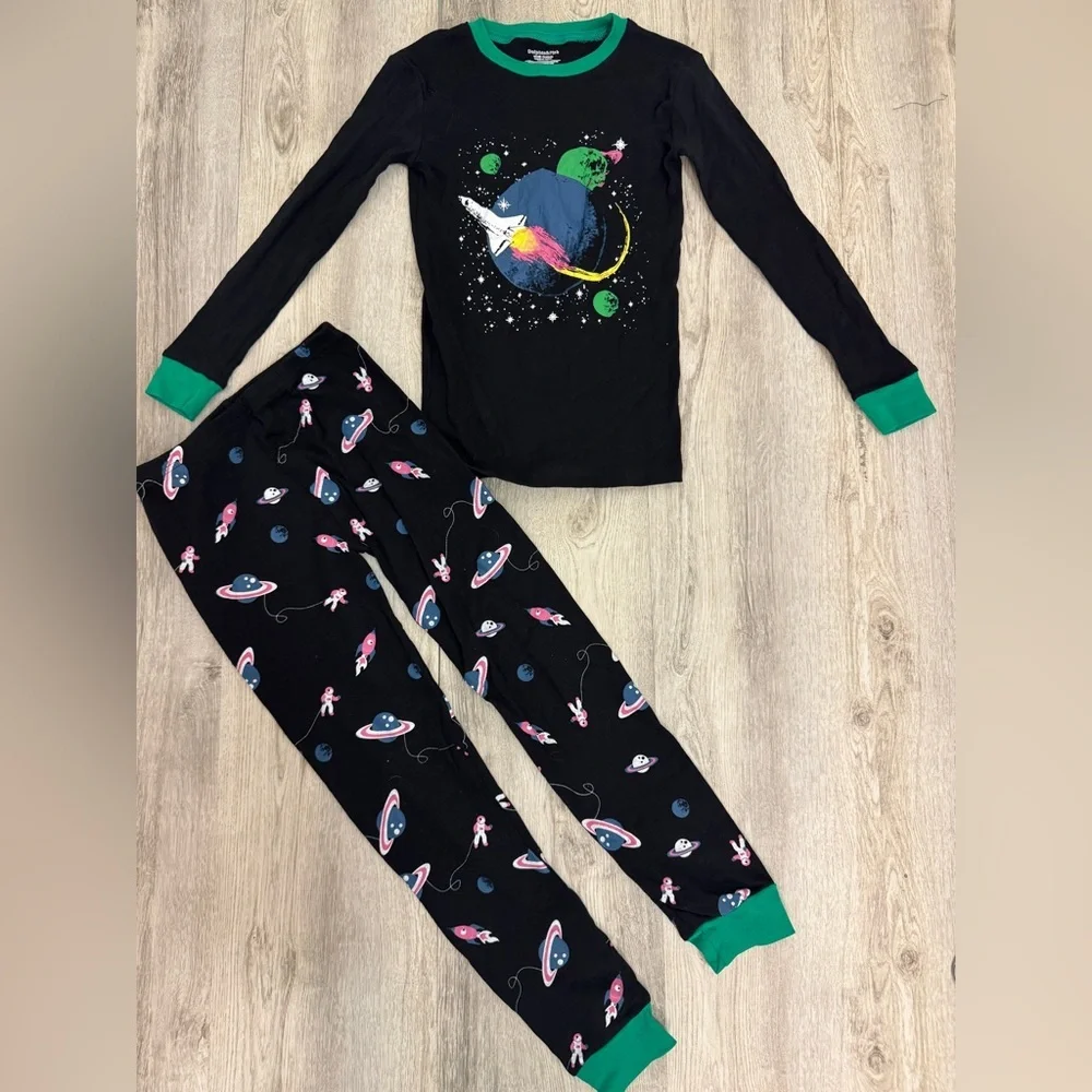 Kids Space-Themed Pajamas - Black and Green